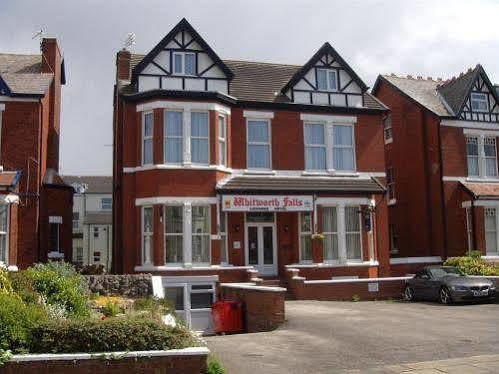Whitworth Falls Hotel Southport Exterior photo